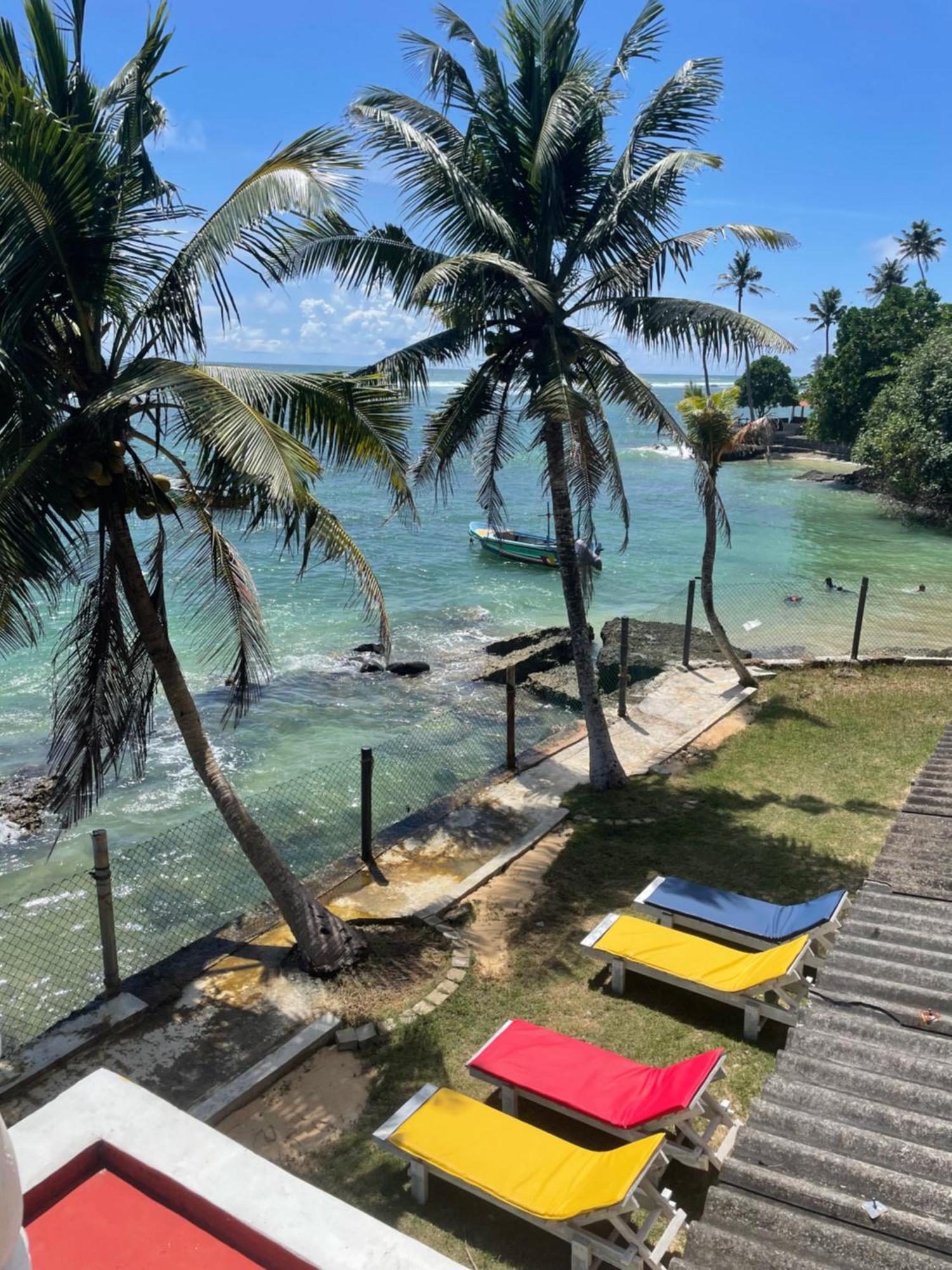 Sayuri Beach Hotel Matara Exteriör bild