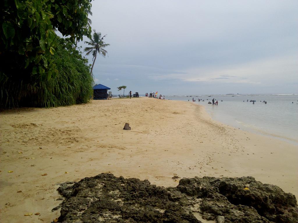 Sayuri Beach Hotel Matara Exteriör bild